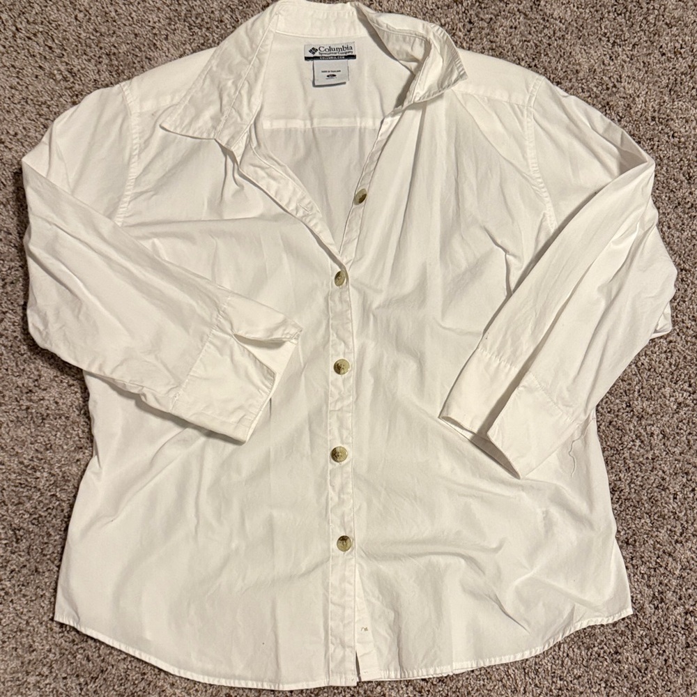 Columbia Women's White Button Down Shirt